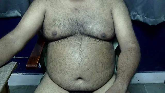 Snapshot of hairysubcub_70 chatting on 19, 6, 2026 hairysubcub 70 online show from 19, 6, 2026