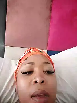 Snapshot of sexyTHANDO chatting on 1, 3, 2025 sexyTHANDO online show from 1, 3, 2025