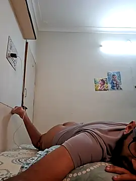 Snapshot of love4shownude chatting on 18, 10, 2025 love4shownude online show from 18, 10, 2025