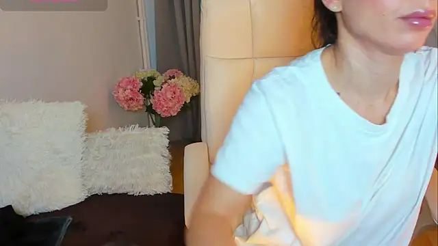 BellaAnna30 online show from 10, 2, 2025