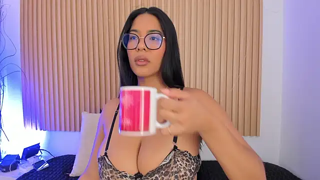Snapshot of GenesisRuiz chatting on 25, 6, 2026 GenesisRuiz online show from 25, 6, 2026