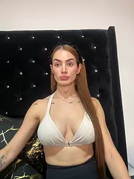 SofiaCarter online show from 5, 1, 2025