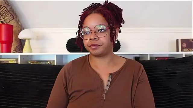 -khayaparker online show from 24, 3, 2026