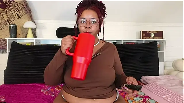 -khayaparker online show from 31, 3, 2026