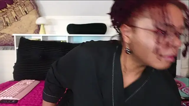 -khayaparker online show from 30, 3, 2026