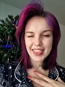 LazyTanukii online show from 24, 12, 2024