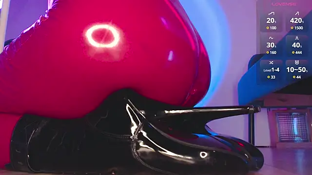 auroralatexprincess online show from 6, 2, 2025