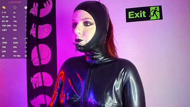 auroralatexprincess online show from 25, 11, 2025