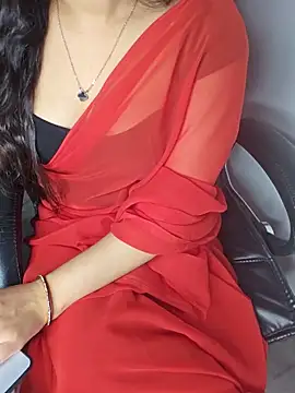 Snapshot of aliyaah_singh chatting on 18, 5, 2026 aliyaah singh online show from 18, 5, 2026