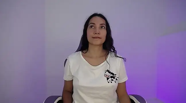 cutie and slutty online show from 4, 2, 2025