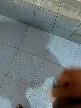 Snapshot of dinesh682 chatting on 20, 10, 2025 dinesh682 online show from 20, 10, 2025