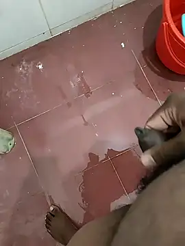 Snapshot of dinesh682 chatting on 5, 2, 2025 dinesh682 online show from 5, 2, 2025