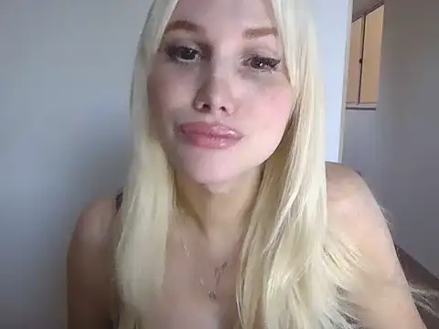 Snapshot of ambersweet33 chatting on 5, 6, 2026 ambersweet33 online show from 5, 6, 2026