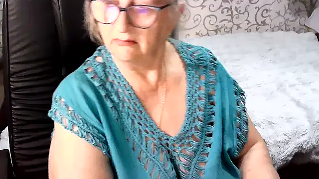 LolkaAlyss online show from 9, 10, 2025