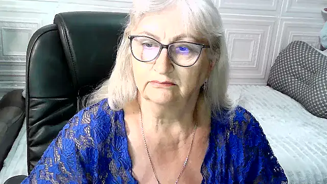 Snapshot of LolkaAlyss chatting on 12, 7, 2026 LolkaAlyss online show from 12, 7, 2026