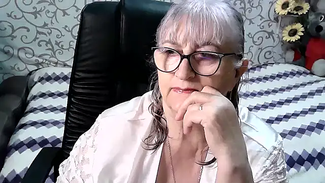 LolkaAlyss online show from 16, 3, 2025