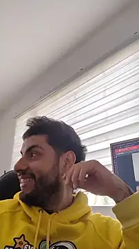 Snapshot of dereck_fiore chatting on 17, 9, 2025 dereck fiore online show from 17, 9, 2025