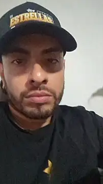 Snapshot of dereck_fiore chatting on 4, 11, 2025 dereck fiore online show from 4, 11, 2025