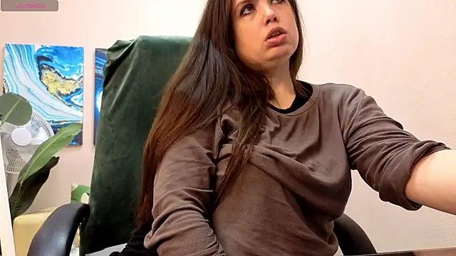 BattyMoll online show from 22, 10, 2025