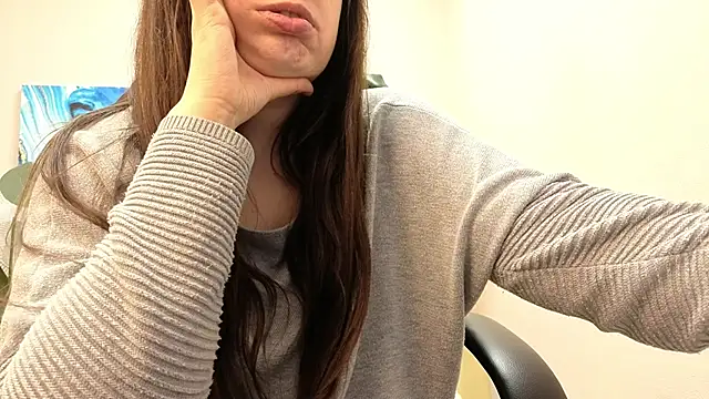 BattyMoll online show from 25, 10, 2025