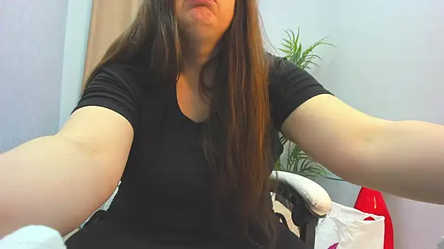 Snapshot of BattyMoll chatting on 28, 6, 2026 BattyMoll online show from 28, 6, 2026