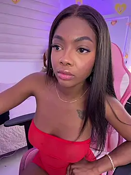Snapshot of Vane_Rossee chatting on 3, 5, 2026 Vane Rossee online show from 3, 5, 2026