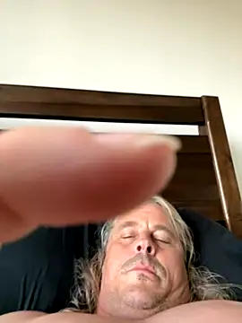 Snapshot of zeus337 chatting on 25, 11, 2025 zeus337 online show from 25, 11, 2025