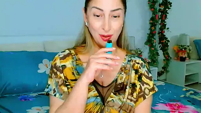 Tyana40 online show from 18, 3, 2025