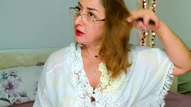 Snapshot of Tyana40 chatting on 22, 6, 2026 Tyana40 online show from 22, 6, 2026