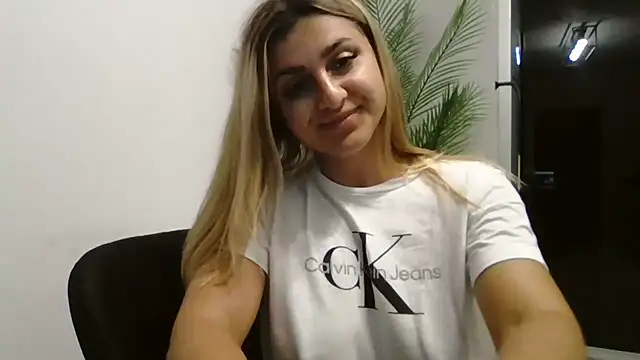 NicolePlay online show from 25, 6, 2026