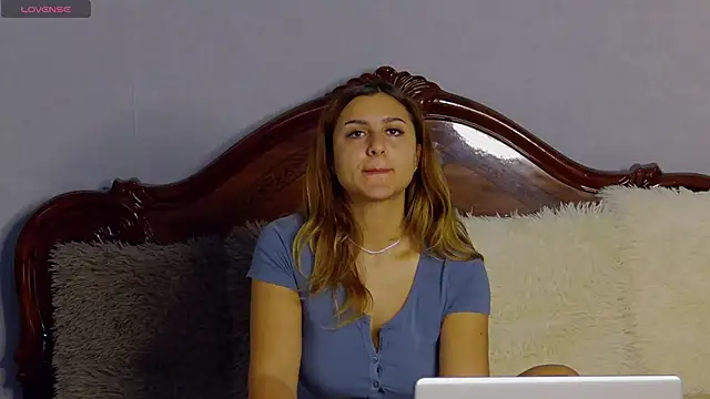 NicolePlay online show from 17, 10, 2025