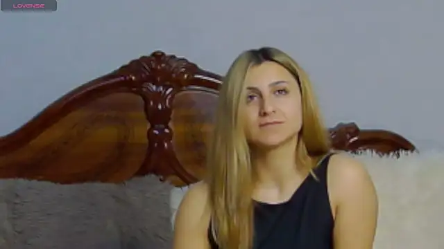 NicolePlay online show from 17, 2, 2026