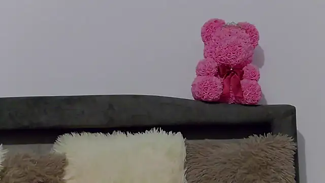 NicolePlay online show from 27, 3, 2026