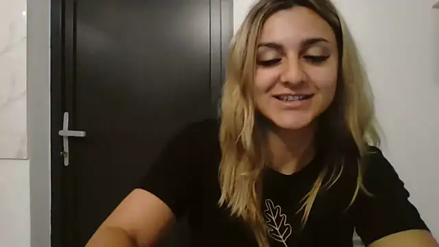 NicolePlay online show from 4, 6, 2026