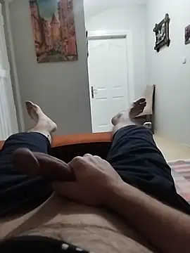 Snapshot of Aykut1990 chatting on 4, 11, 2025 Aykut1990 online show from 4, 11, 2025