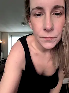 NaomiAndFriends online show from 2, 4, 2026