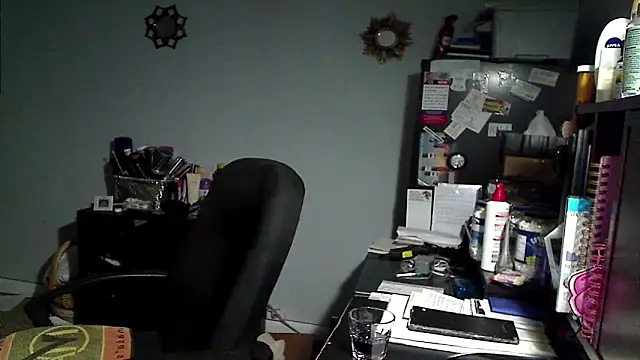 XTRAHORNYONE online show from 8, 5, 2026