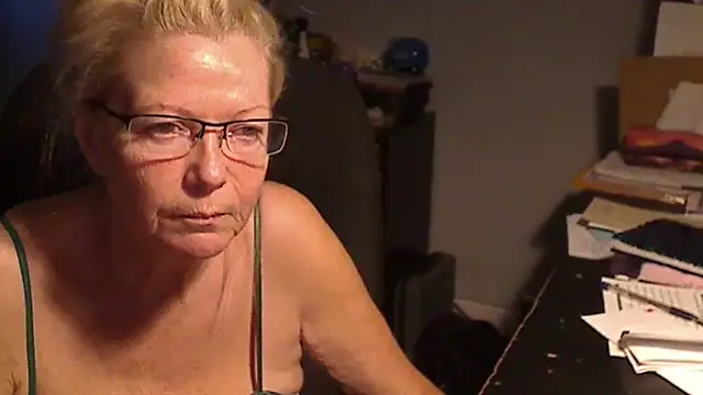 XTRAHORNYONE online show from 1, 3, 2025