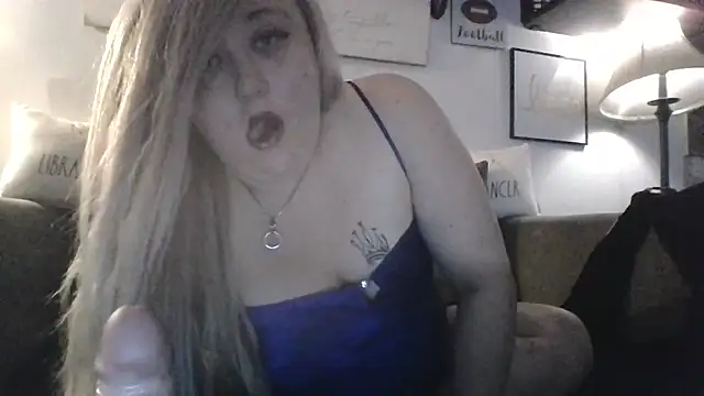 Snapshot of JadeDaMilf chatting on 5, 8, 2026 JadeDaMilf online show from 5, 8, 2026