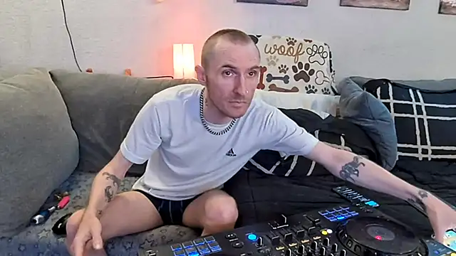 pyrowuff online show from 12, 2, 2026