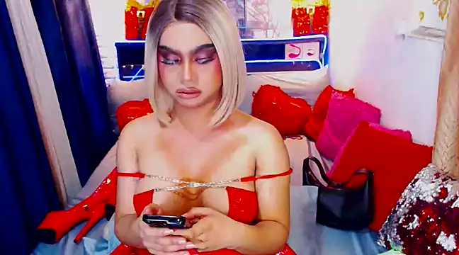 TsGoddessNhicolle online show from 26, 1, 2025