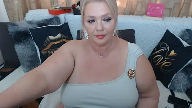 Snapshot of MsMelyssaxx chatting on 7, 6, 2026 MsMelyssaxx online show from 7, 6, 2026