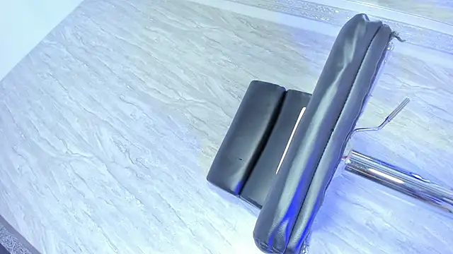 Tamara 18 online show from 1, 4, 2026