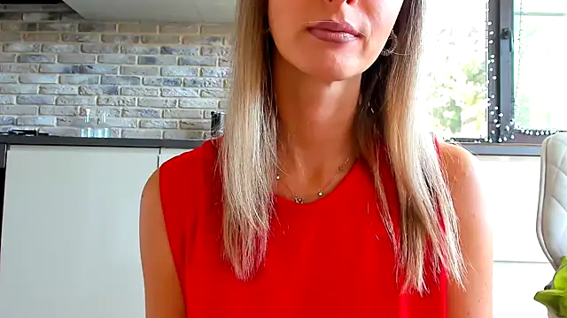 Snapshot of StarryHanna chatting on 18, 7, 2026 StarryHanna online show from 18, 7, 2026