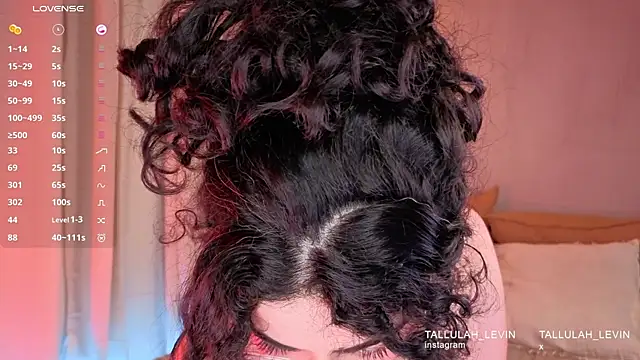 Snapshot of tallulah_levine chatting on 18, 1, 2026 tallulah levine online show from 18, 1, 2026