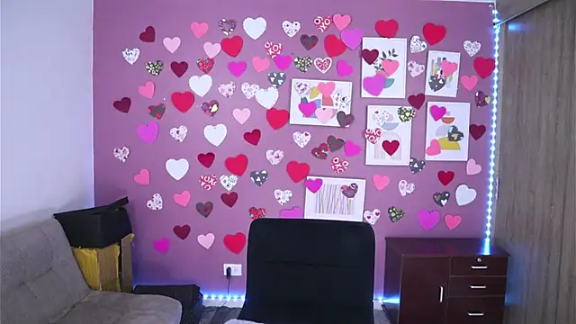 Steph F online show from 27, 2, 2025