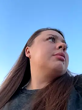 Sara Slow online show from 26, 9, 2025