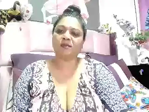 Snapshot of IndianDelia chatting on 1, 6, 2026 IndianDelia online show from 1, 6, 2026
