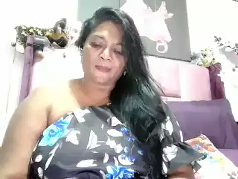 Snapshot of IndianDelia chatting on 28, 4, 2026 IndianDelia online show from 28, 4, 2026