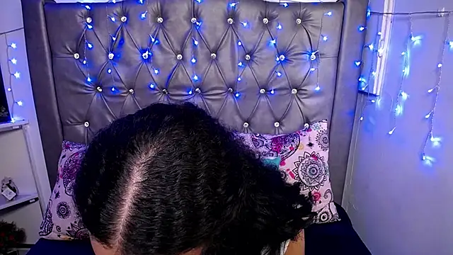 LAILAGUMMY online show from 17, 2, 2025